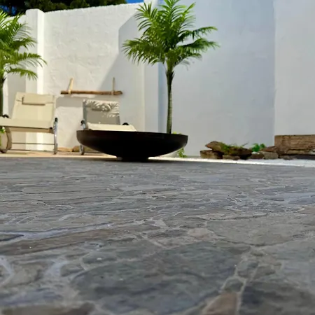 Unetti Oasis Terrace Zen